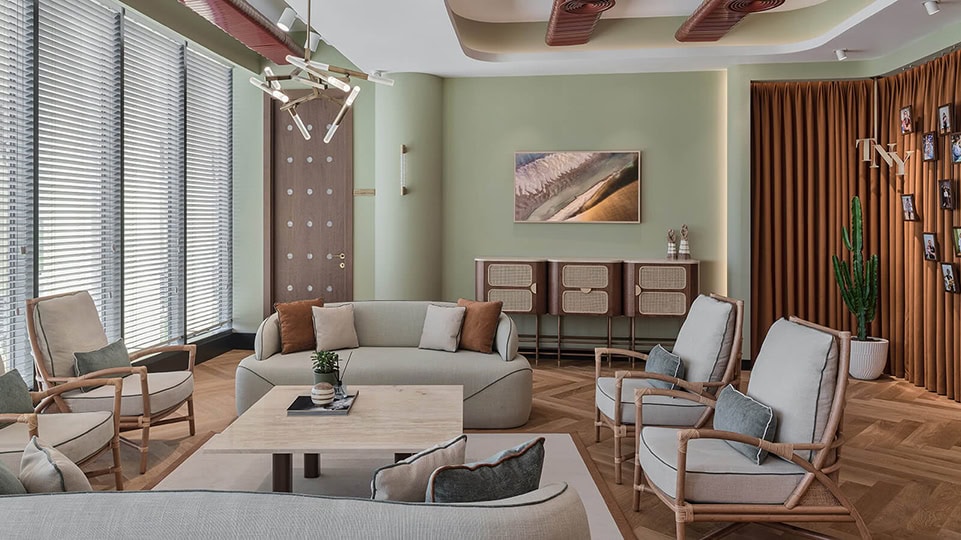 Ofis bekleme alanları için konforlu ve ergonomik mobilya yerleşim örneği